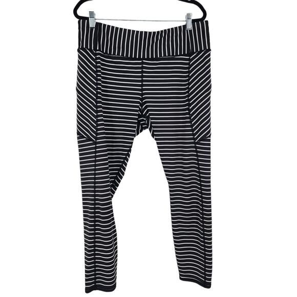 Athleta Black and White Striped Contender 7/8 Tights in Powerlift Size XL - Picture 1 of 4